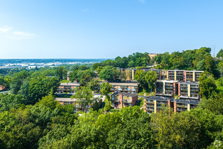 Aerial Photo - Kirkwood Bluffs