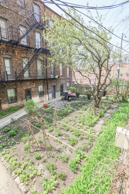 Building Photo - 168 W Menomonee St