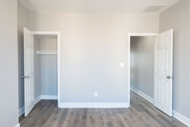 Building Photo - 1237 Carroll St