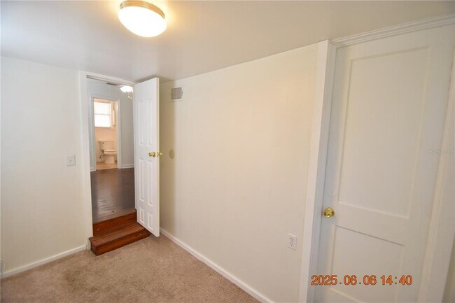Building Photo - 5025 4th Ave N