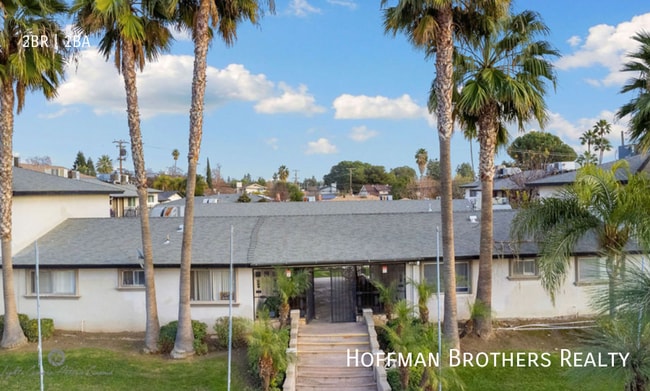 Building Photo - 4235 Columbus St