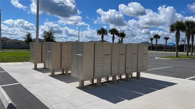 Building Photo - 2367 White Cedar Wy