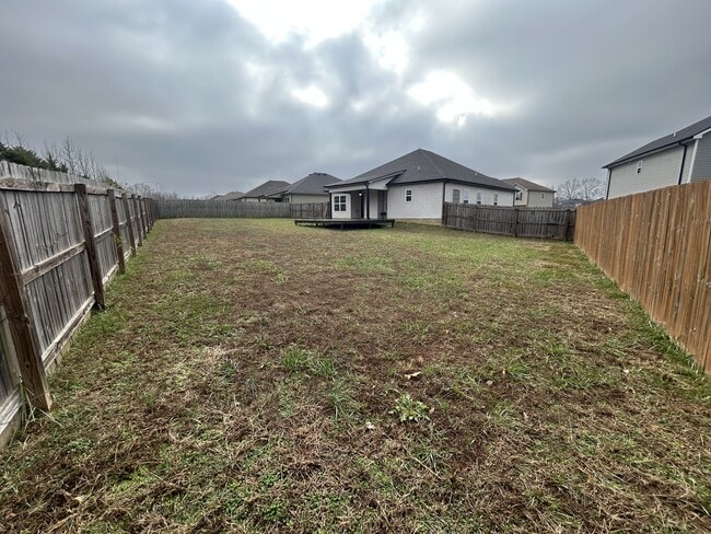 Building Photo - 721 Tidwell Dr