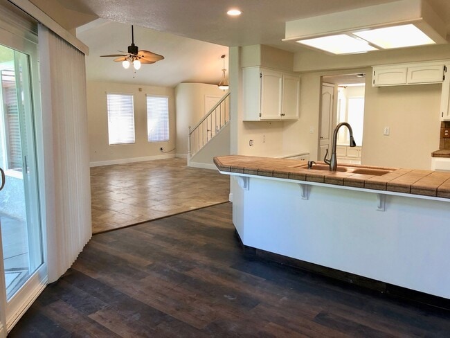 Building Photo - $2,950 Alluvial & Cedar, 4 Bedroom - N. Wo...