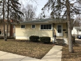 Building Photo - 1800 Abbott Ave