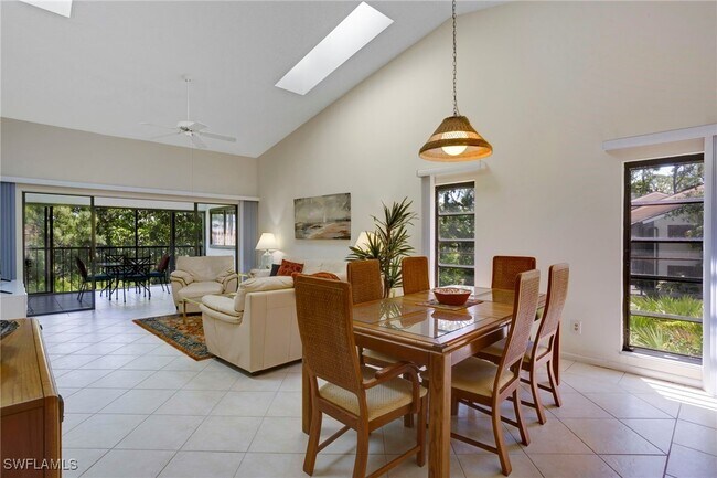 Building Photo - 15400 Cedarwood Ln