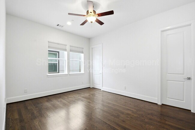 Building Photo - 2119 Taft St