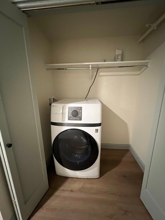 Building Photo - 160 Seabury St