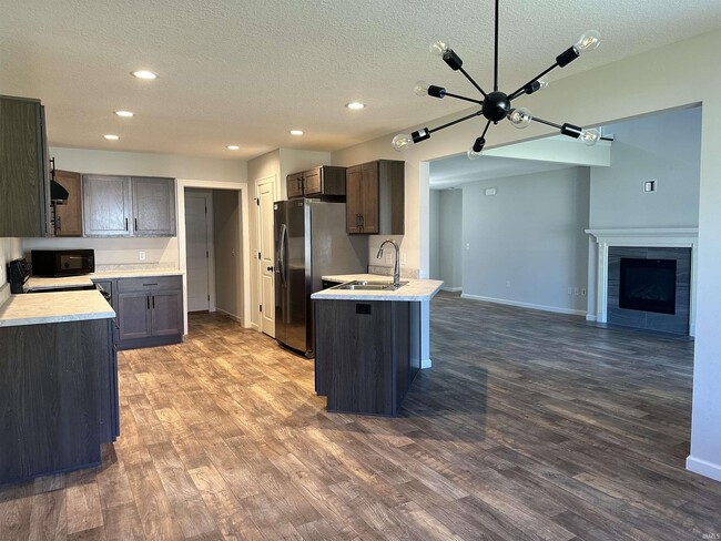 Building Photo - 5111 Pigeon Creek Ct
