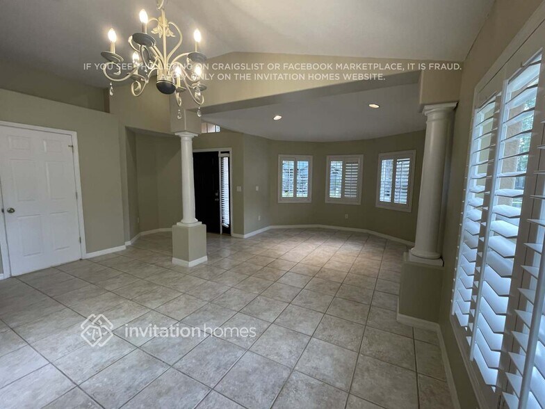 Building Photo - 4704 Whispering Wind Ave
