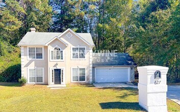 Building Photo - 627 Stonemill Manor