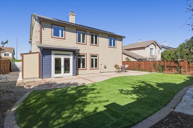 Building Photo - 1433 Jayhawk Ln