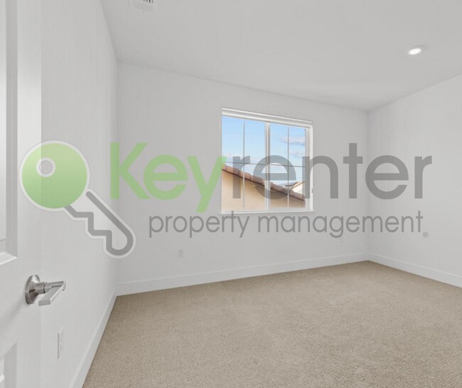Building Photo - 4288 Crescent Wy