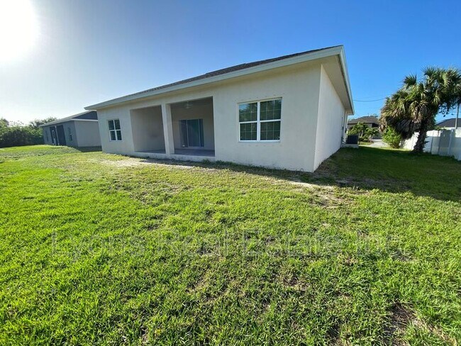 Building Photo - 18235 Eau Gallie Cir
