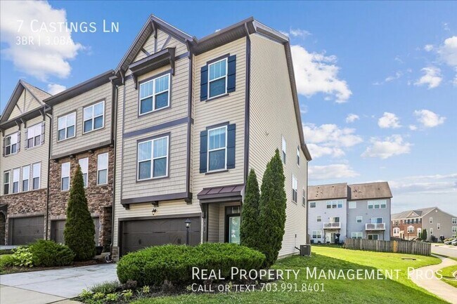 Building Photo - 7 Castings Ln