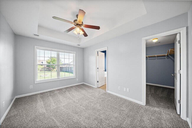 Building Photo - Pet Friendly Three Bedroom!