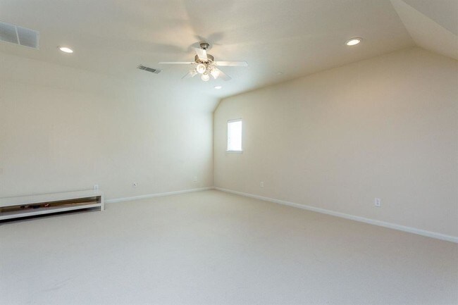 Building Photo - 6639 Larocke Trail