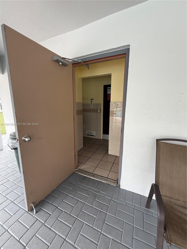 Building Photo - 6650 Royal Palm Blvd