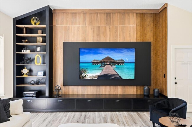 Building Photo - 11342 S Camden Commons Dr