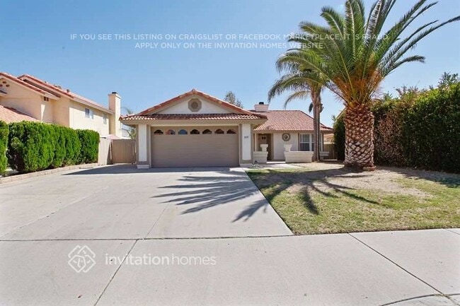 Building Photo - 3035 Sherry Dr