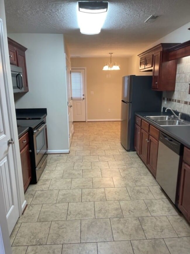 Building Photo - 41 Embecca Landing