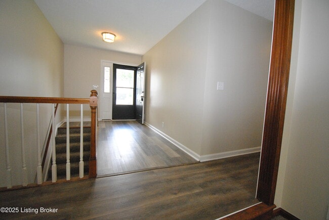 Building Photo - 12401 Ledges Dr