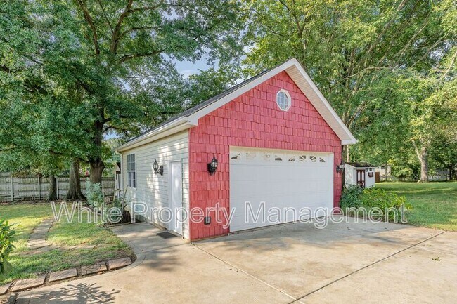 Building Photo - 7209 Quail Ridge Dr