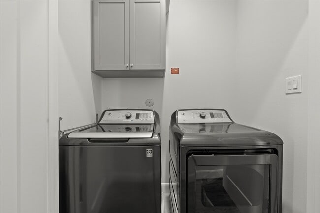 Building Photo - 6315 Timbergrove Gardens Ln