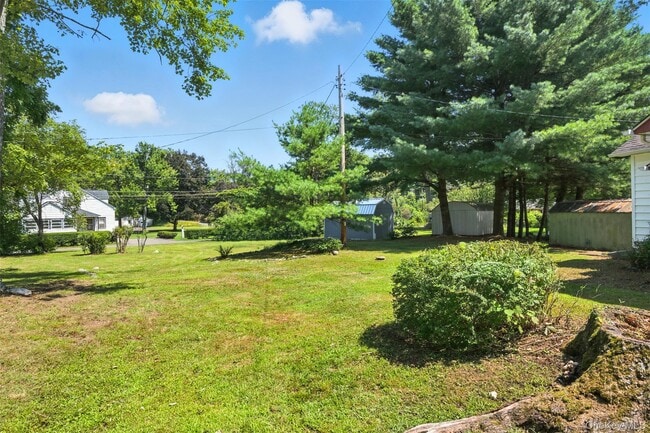 Building Photo - 190 Continental Rd