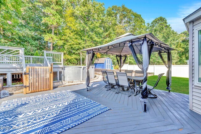 Building Photo - Spacious 4BR Colonial with Garage & Pool