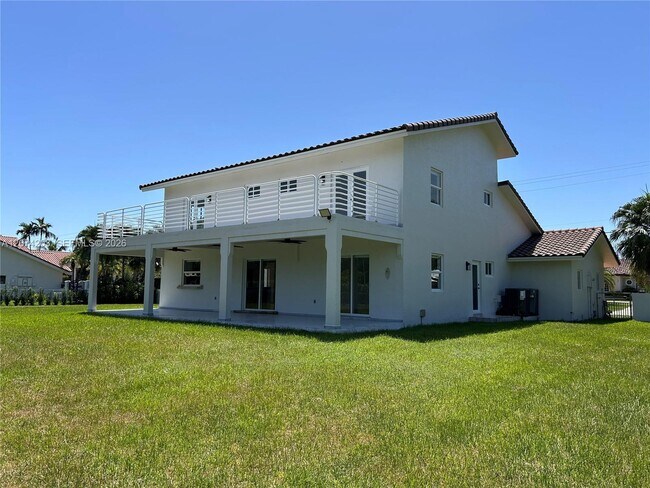 Building Photo - 6611 SW 99th Ave