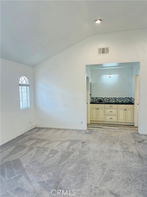 Building Photo - 4238 La Rica Ave