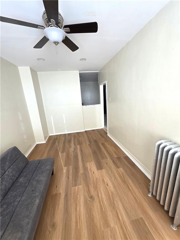 Building Photo - 918 E 88th St