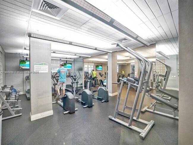 Building Photo - 3901 S Ocean Dr