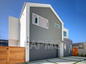 Building Photo - 6016 Comey Ave