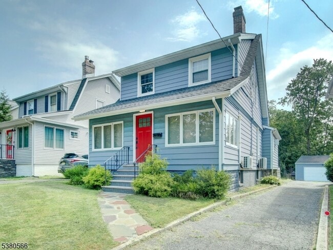 Building Photo - 415 Orange Rd