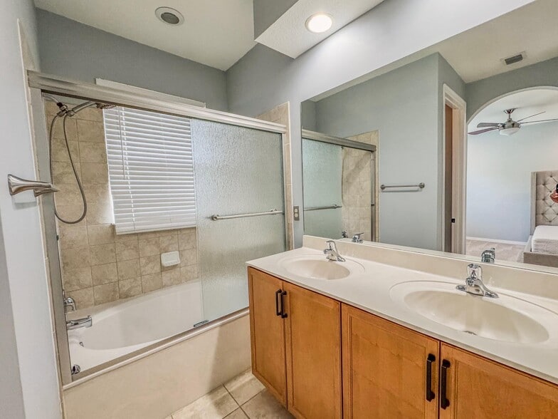 Building Photo - 255 Lake Monterey Cir