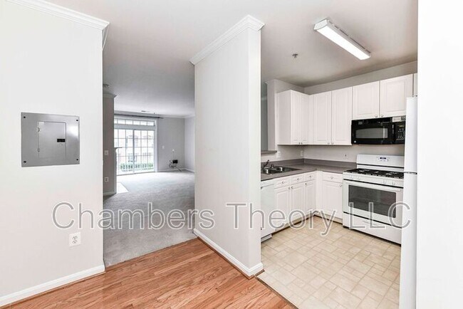 Building Photo - 2710 Bellforest Ct