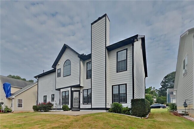 Building Photo - 2882 Manor Glen Ln NW