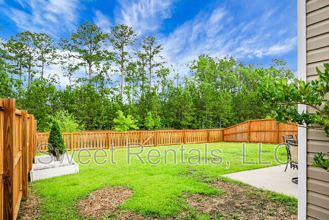 Building Photo - 210 Daniels Creek Cir