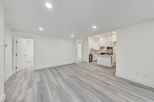 Floorplan - Niles Station