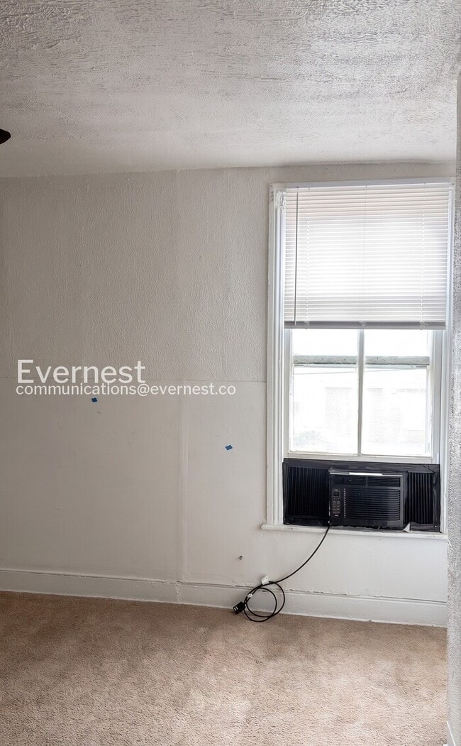 Building Photo - 2016 Fairmount Ave