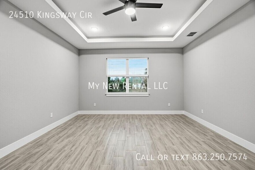 Building Photo - 24510 SW Kingsway Cir