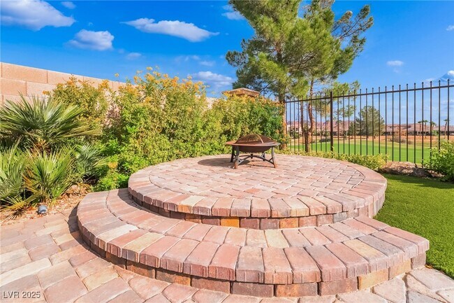 Building Photo - 1088 Via Alloro