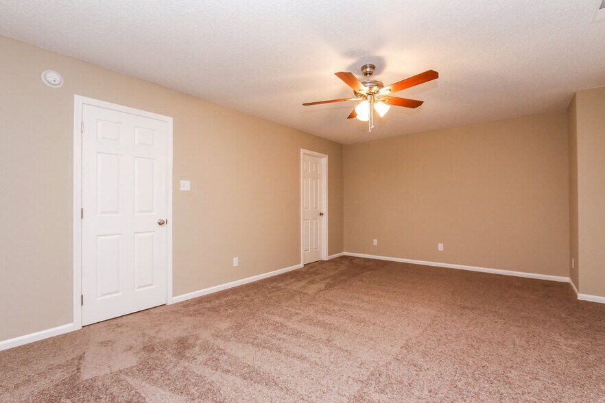 Building Photo - 16711 Aulton Dr