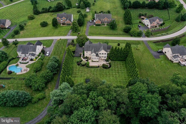 Building Photo - 602 Corsair Ct