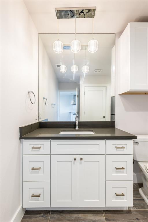 Building Photo - 8410 Romney Rd