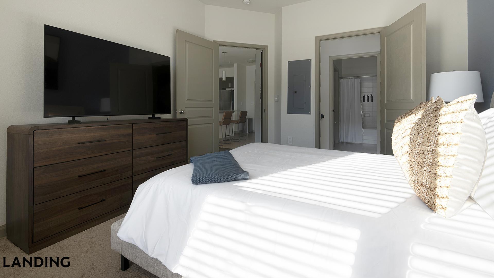 Building Photo - 10051 Perimeter Station Dr