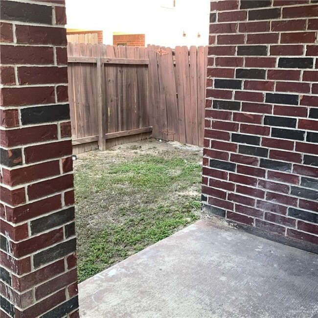 Building Photo - 13 N 49th St