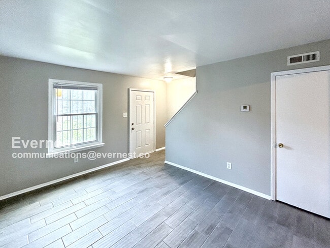 Building Photo - 1319 Minefee St